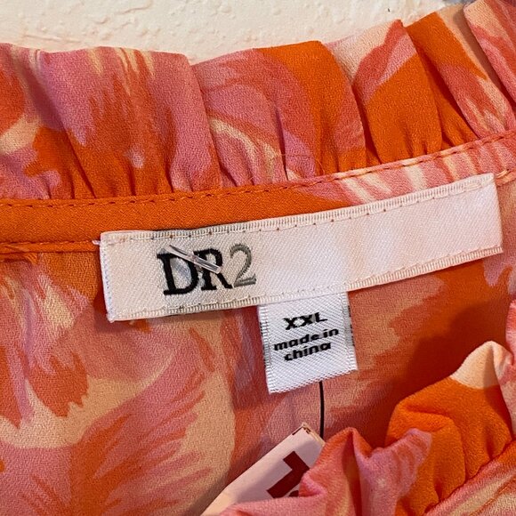 DR2 FLORAL SHORT SLEEVE BLOUSE - Picture 2 of 6